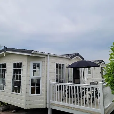 Cherry Blossom Retreat Felton  Buitenkant foto